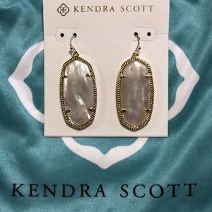 Kendra Scott Elle Earrings
